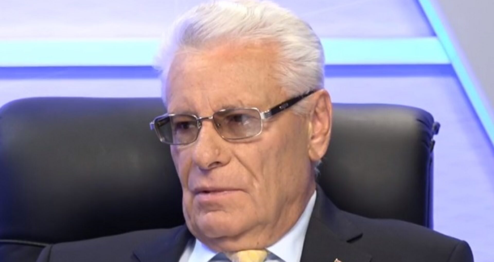 Privilegiile de care beneficiază fostul șef al statului, Petru Lucinschi, după 19 ani de la încheierea mandatului de președinte al R. Moldova
