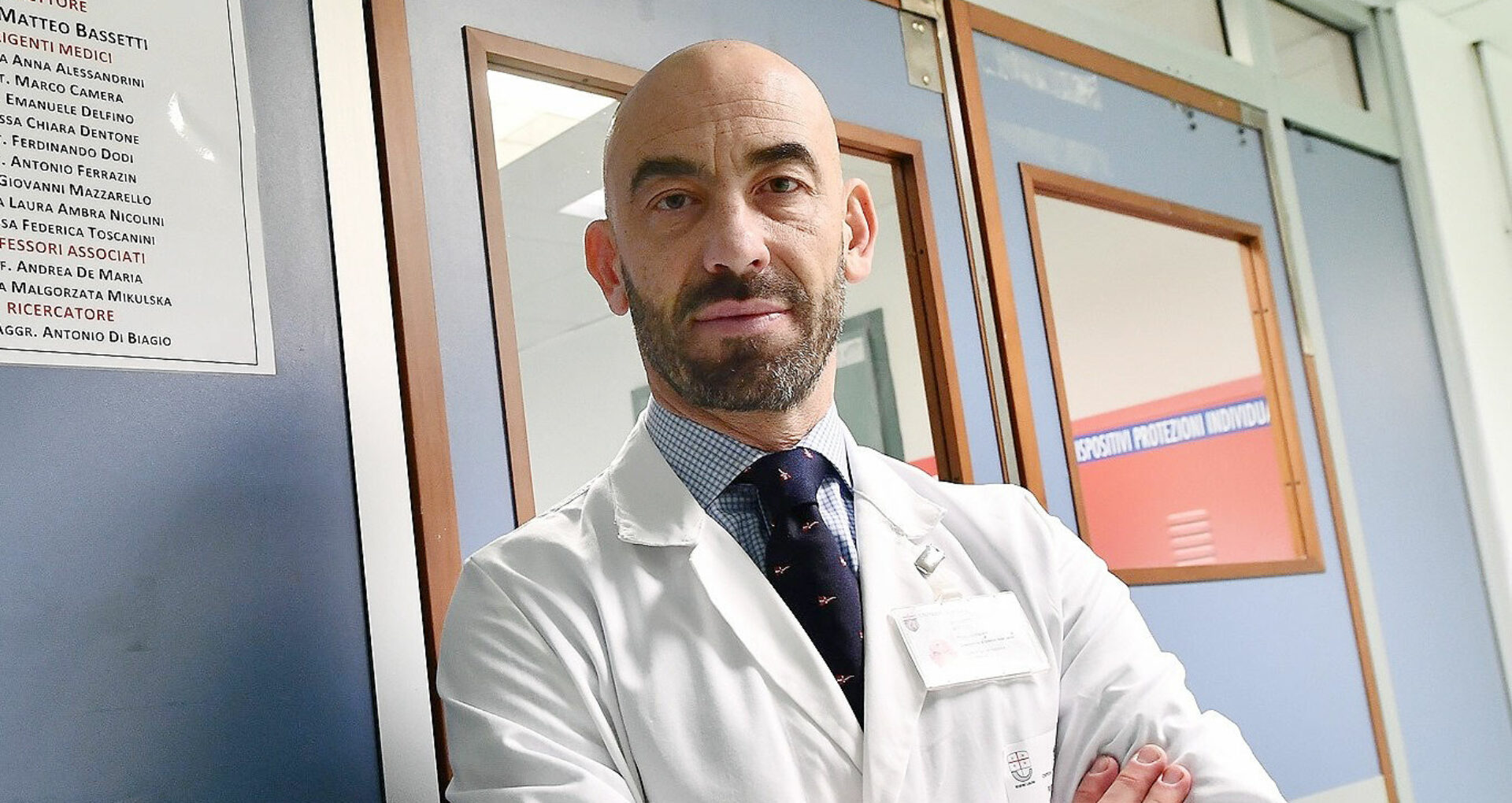 „Va trebui să învățăm să trăim cu virusul în următorii ani”