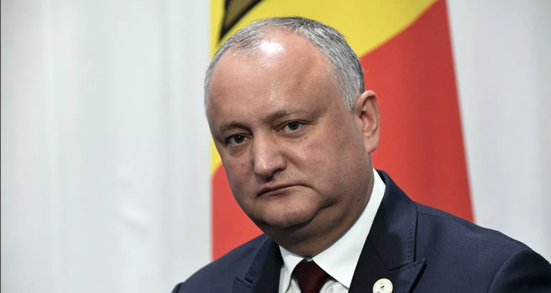 Igor Dodon spune că dacă va învinge în alegeri, este gata să-și scoată în stradă susținătorii pentru a-și apăra victoria