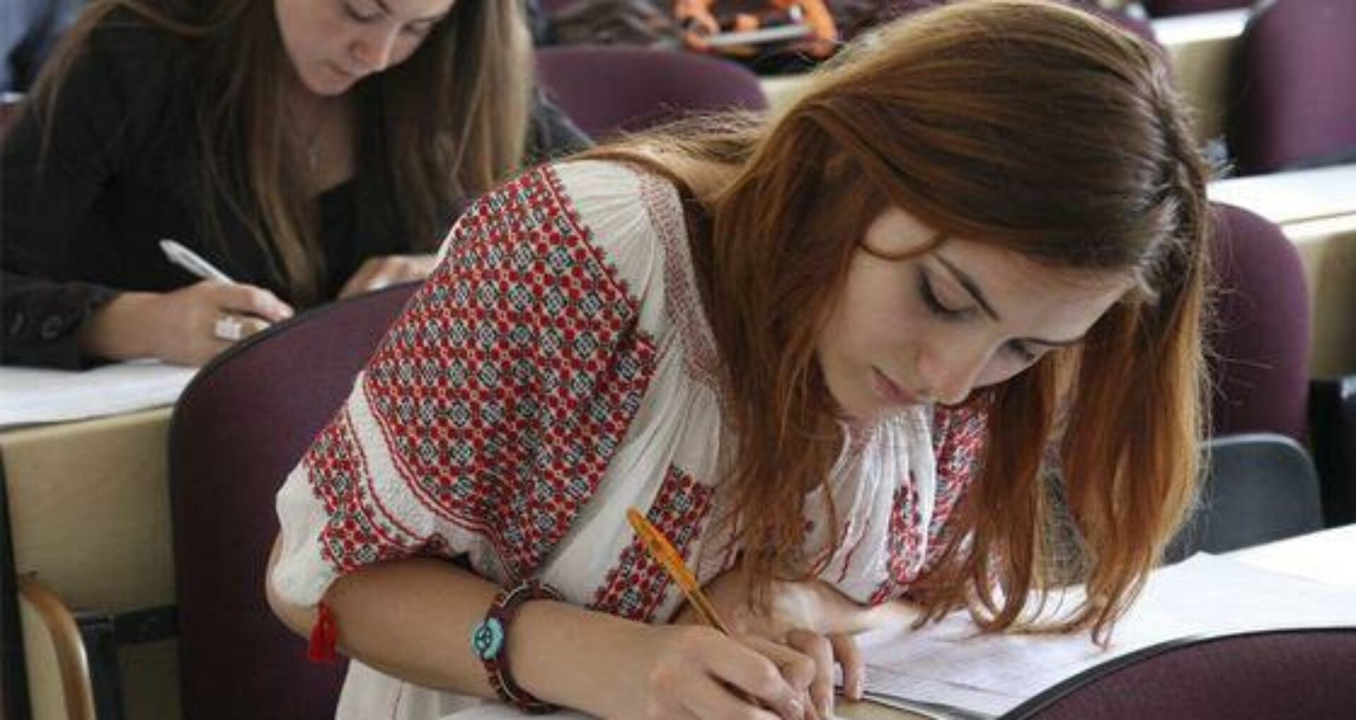 „Vom pierde specialiști”. Examinarea proiectului de echivalare a diplomelor de studii din R. Moldova și România, amânată din nou în Comisia politică externă