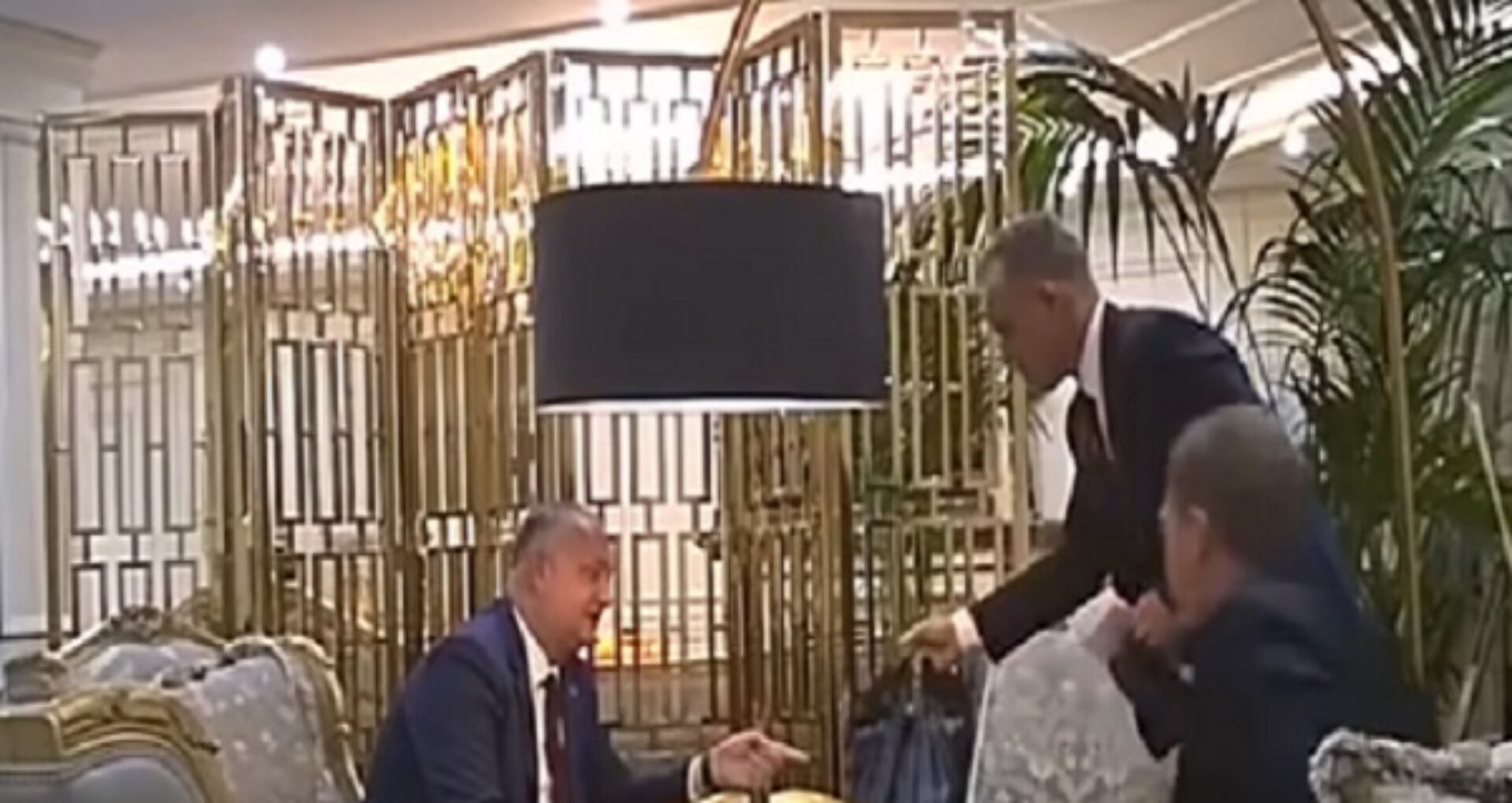 Candidata PAS la prezidențiale spune ce l-ar fi întrebat pe contracandidatul ei, Igor Dodon, în cazul în care acesta ar fi participat la dezbatere: „Ce era totuși în punga neagră primită de la Plahotniuc?”