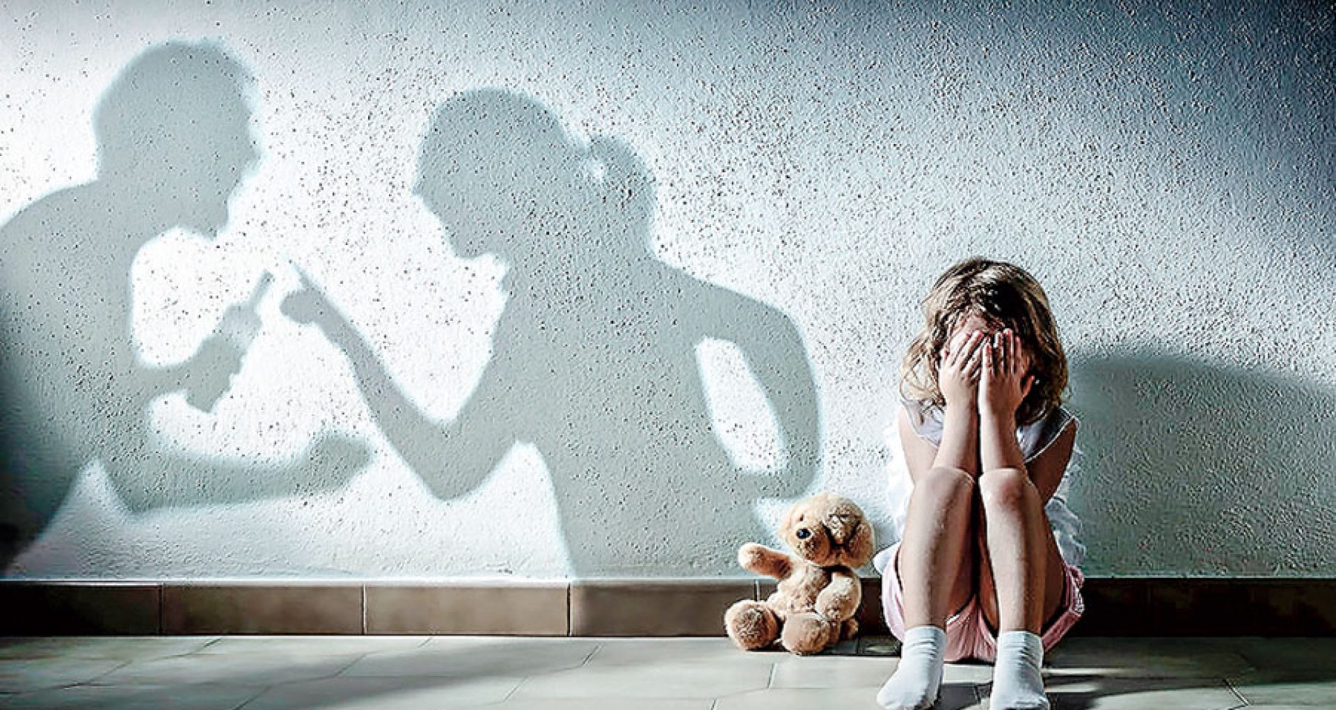 Cum au escaladat violențele în familie, pe fondul pandemiei de COVID-19