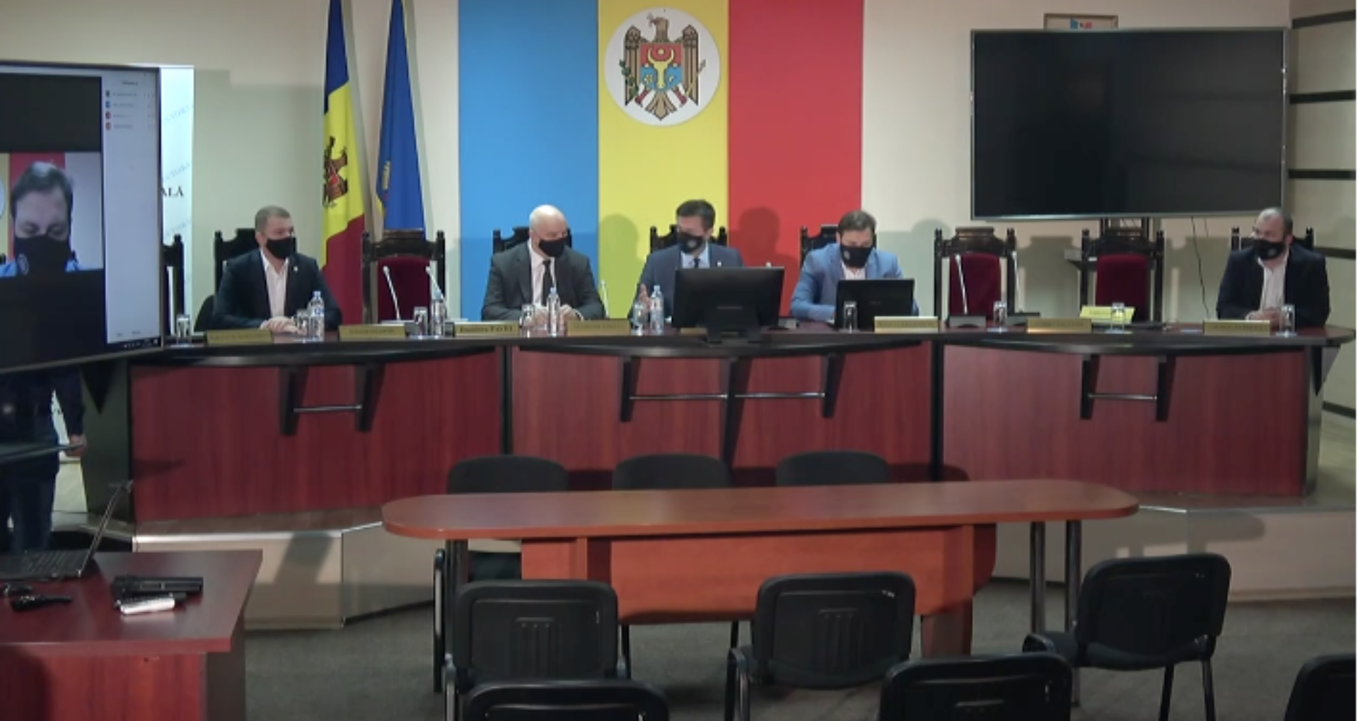 CEC a anulat şedinţa în care urma să fie examinată sesizarea depusă de PAS privind sancționarea lui Dodon. Reacţia Olesei Stamate
