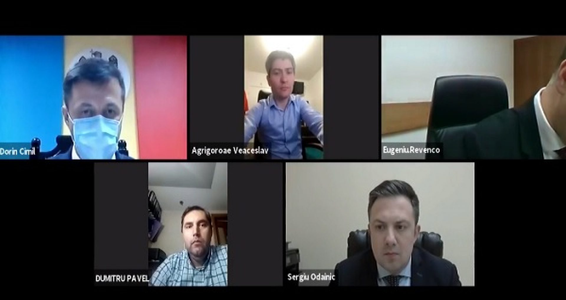 Video/ Ședință la CEC: sesizarea lui Renato Usatîi privind excluderea lui Igor Dodon din cursa prezidențială nu a fost inclusă pe agendă, iar sesizarea PAS a fost exclusă de pe ordinea de zi