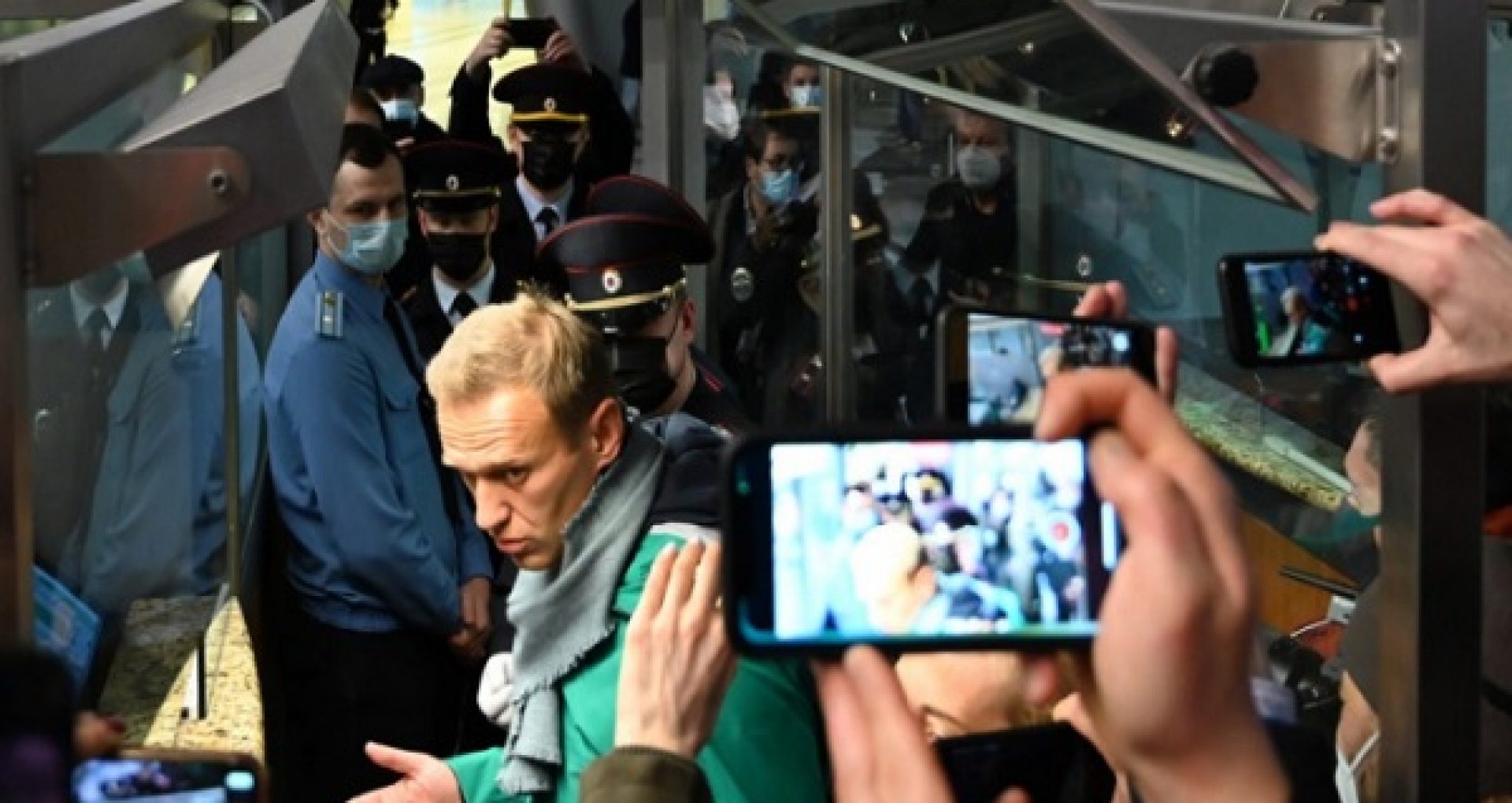 GALERIE FOTO/ Reținerea lui Navalny la întoarcerea în Rusia. Cronologia evenimentelor