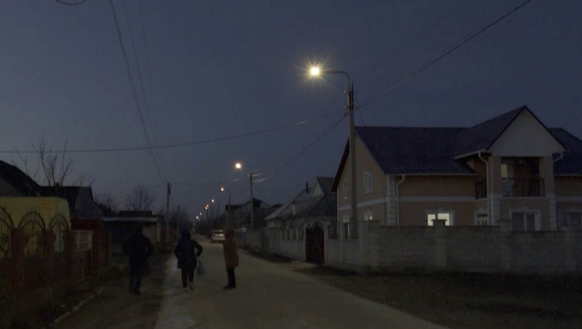 Peste 100 de localități din R. Moldova au beneficiat de iluminat stradal cu sprijinul Uniunii Europene