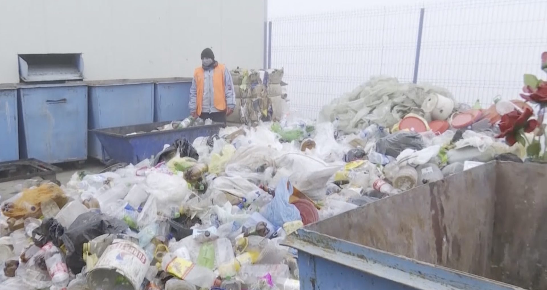 DOC/ Inițiativa privind reducerea generării de deșeuri, votată de Parlament în prima lectură