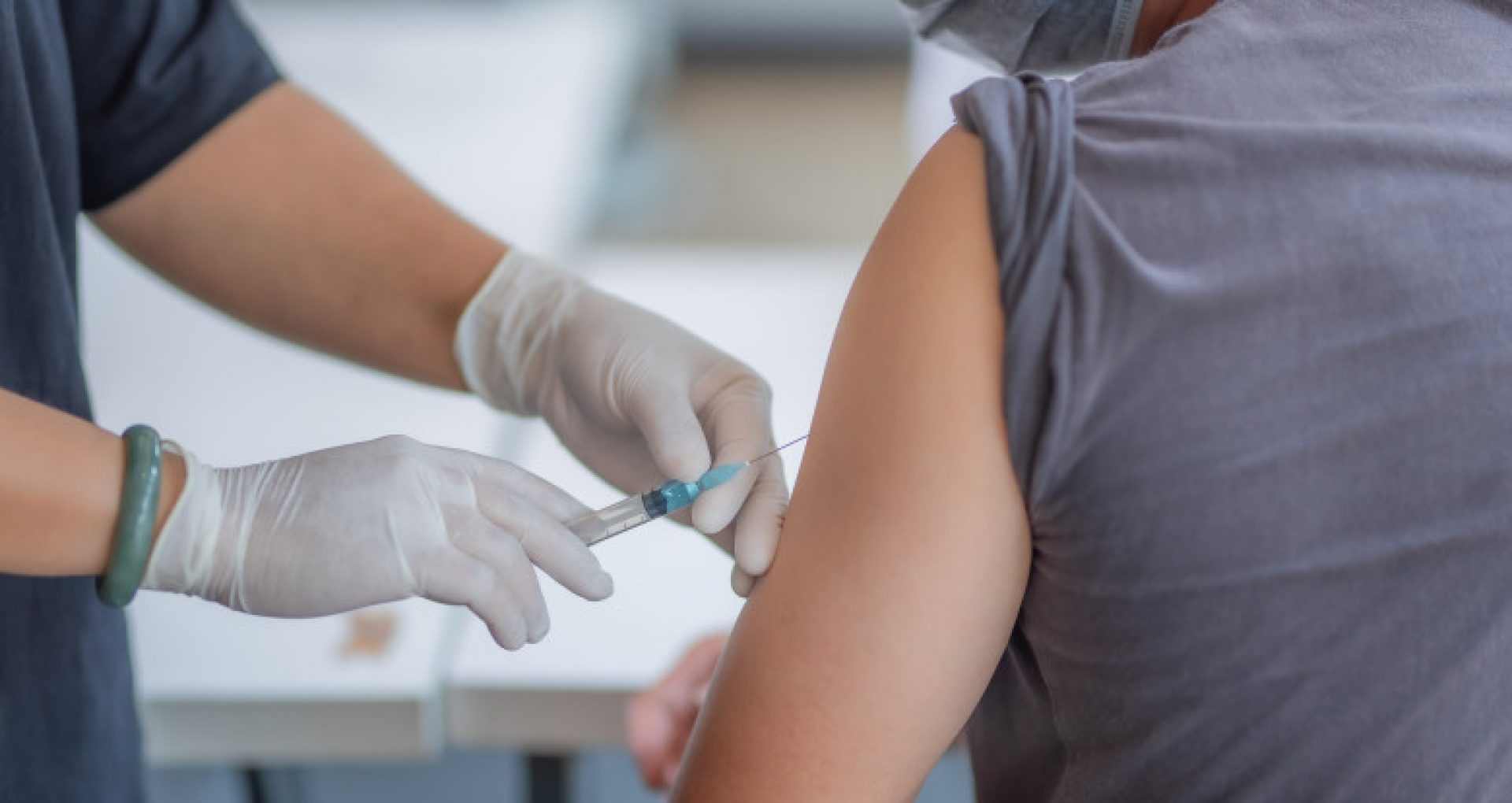 În ultimele 24 de ore au fost administrate 4 407 de doze de vaccin împotriva COVID-19