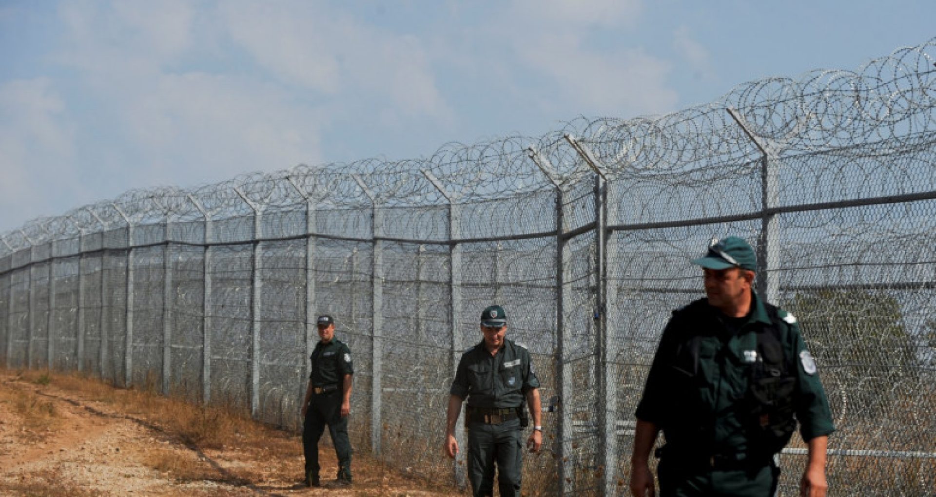Bulgaria a mobilizat 350 de militari la frontiera cu Turcia, pentru a contracara valul de migranți