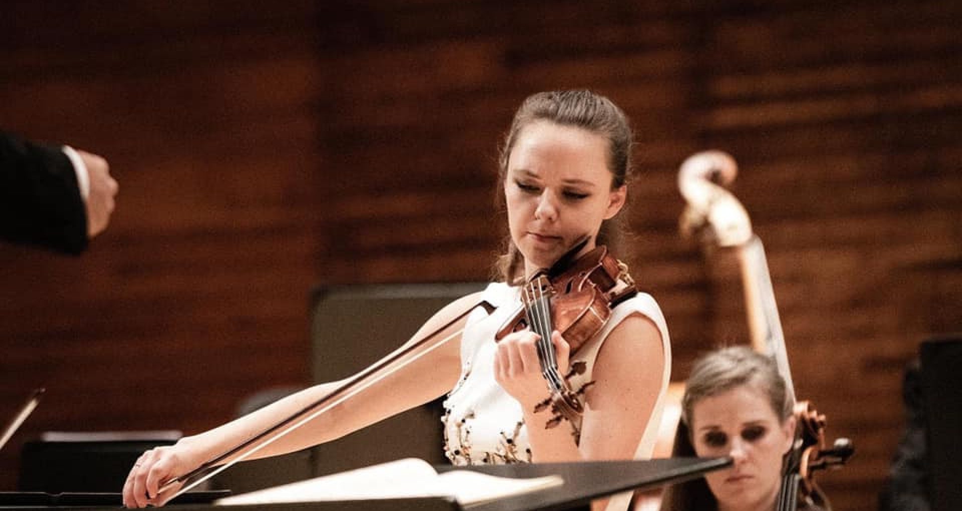 Violonista Alexandra Conunova și-a recuperat vioara