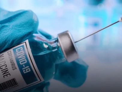 Un vaccin anual anti-COVID ar fi de preferat în locul dozelor booster frecvente, spune directorul Pfizer