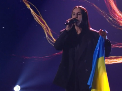 Interpreata ucraineană, Jamala, a strâns 67 de milioane de euro din concerte și ar urma să transfere banii în contul armatei