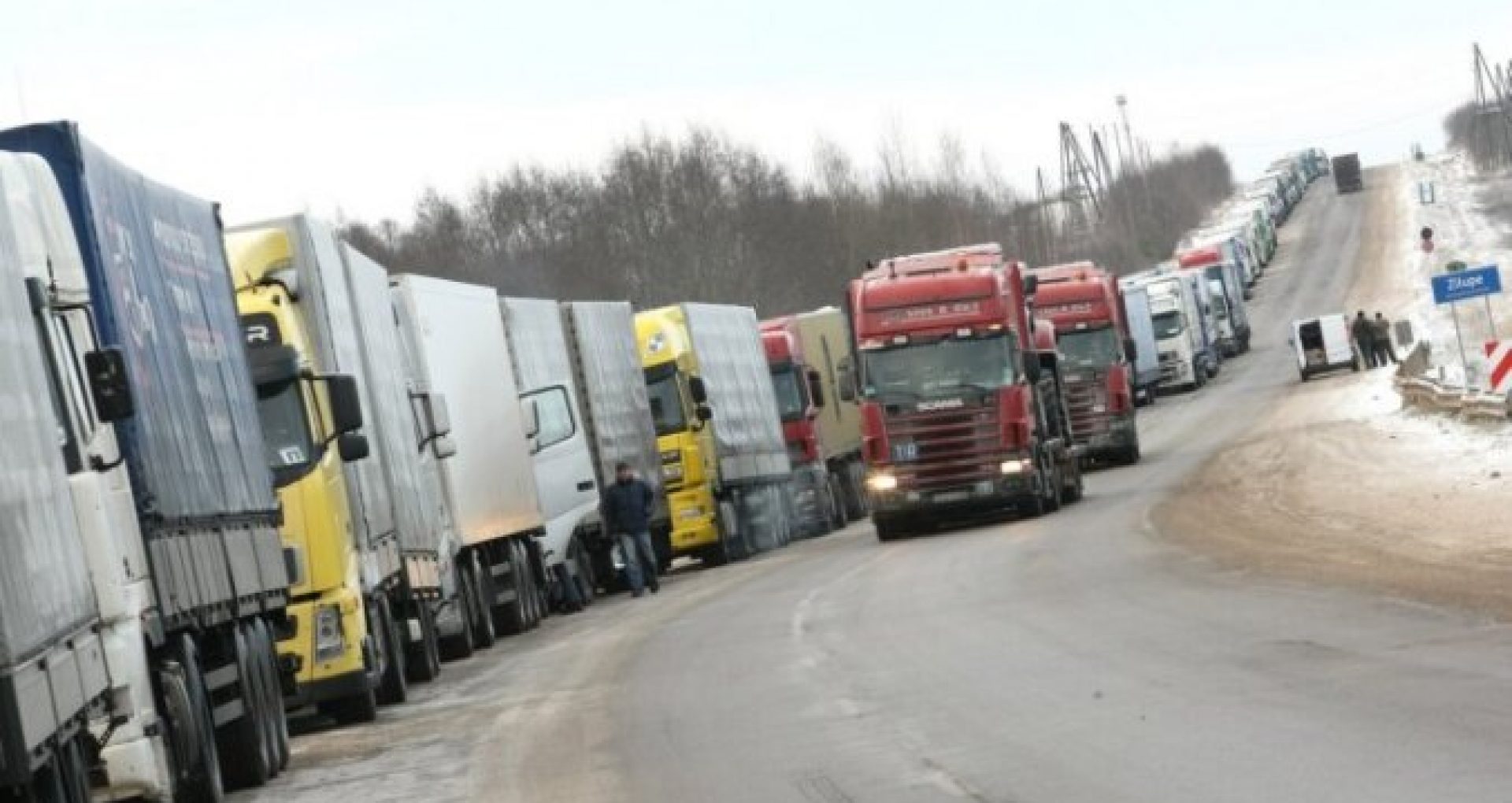 Polițiștii de frontieră letoni nu au permis intrarea în țară a 152 de camioane cu numere de înmatriculare rusești și belaruse