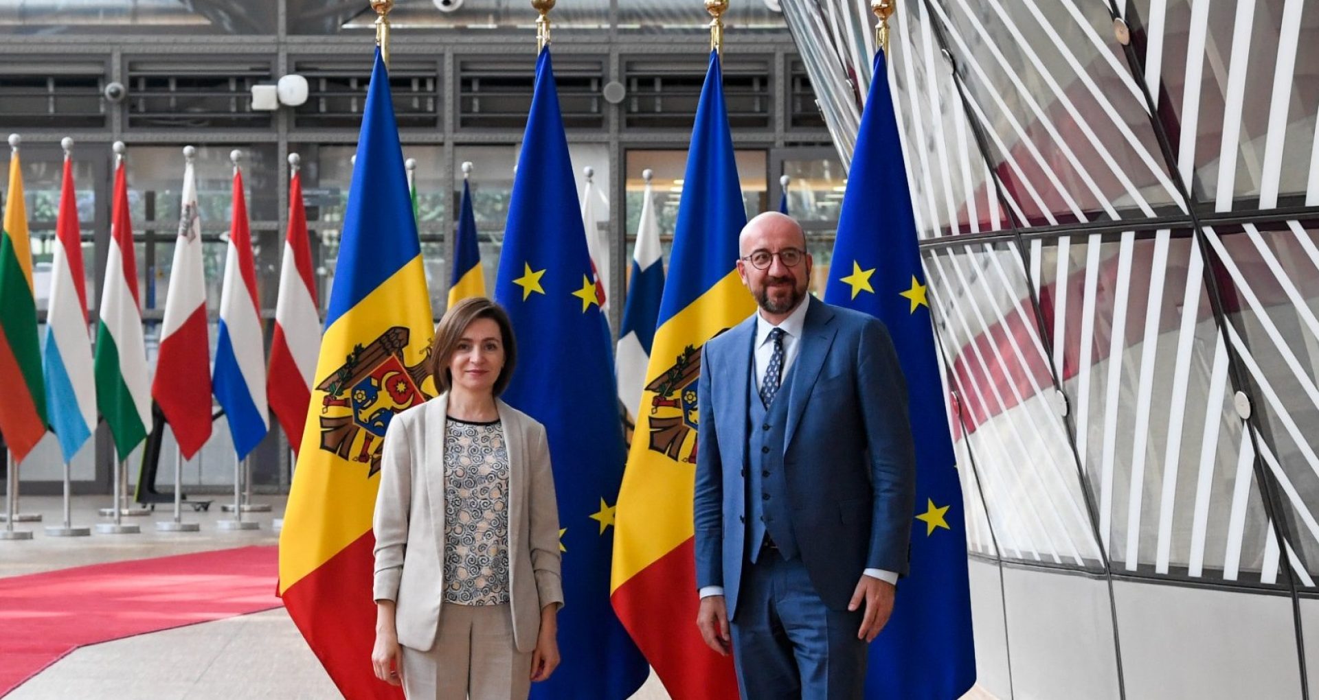 Președinta Maia Sandu a ajuns la Bruxelles și s-a întâlnit cu președintele Consiliului European Charles Michel