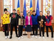 Reprezentanții R. Moldova la „Eurovision 2022”, decorați de președinta Maia Sandu – FOTO