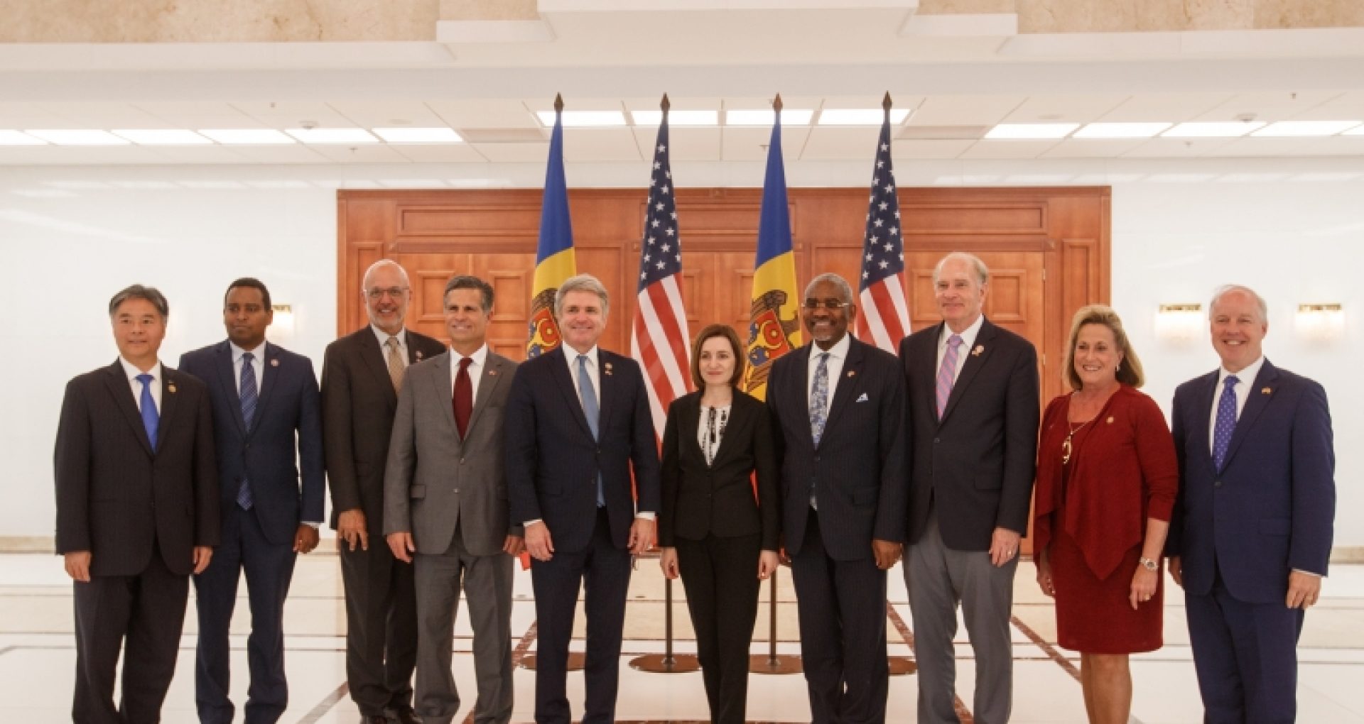 Securitatea din regiune și relațiile bilaterale moldo-americane, discutate de președinta Sandu cu o delegație a Congresului SUA aflată la Chișinău