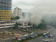 Un incendiu s-a produs în această dimineață, în apropiere de clădirea fostului Hotel Național. La fața locului au intervenit 3 echipaje IGSU