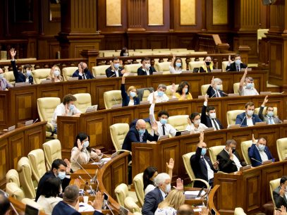 Asociația Promo-LEX: Cerințele obligatorii de transparență decizională pentru unele proiecte, examinate în ședința Parlamentului din 23 iunie, nu au fost respectate