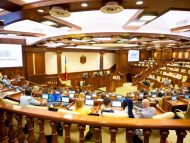 Asociația Promo-LEX: Zece din cele 15 proiecte examinate în ședința Parlamentului din 1 iulie au fost incluse în ordinea de zi la începutul ședinței. Transparența decizională a fost afectată în cazul a opt proiecte votate