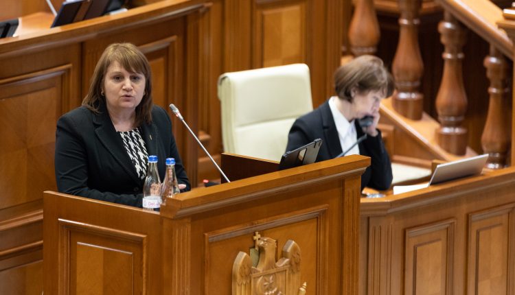 Sursa foto: multimedia.parlament.md
