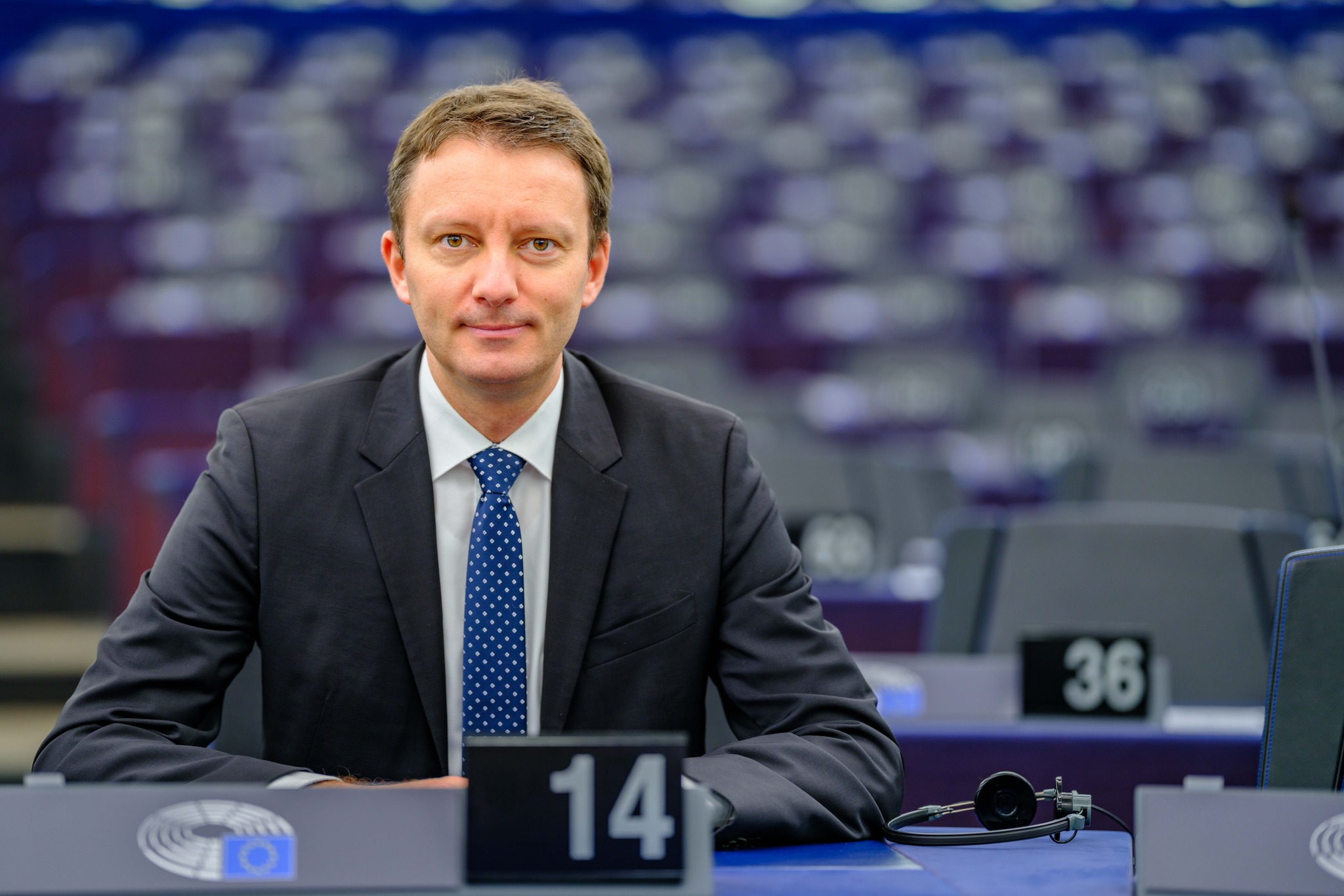 Europarlamentarul Siegfried Mure an De La Data Ader rii Rom nia A Europarlamentarul Siegfried Mure an De La Data Ader rii Rom nia A