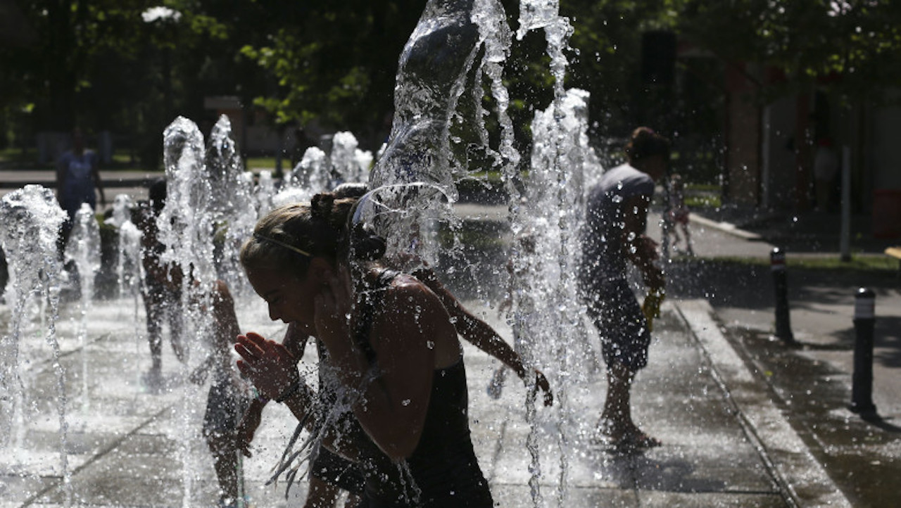 Cod galben de caniculă la sfârșit de vară. SHS anunță temperaturi de până la +35°C