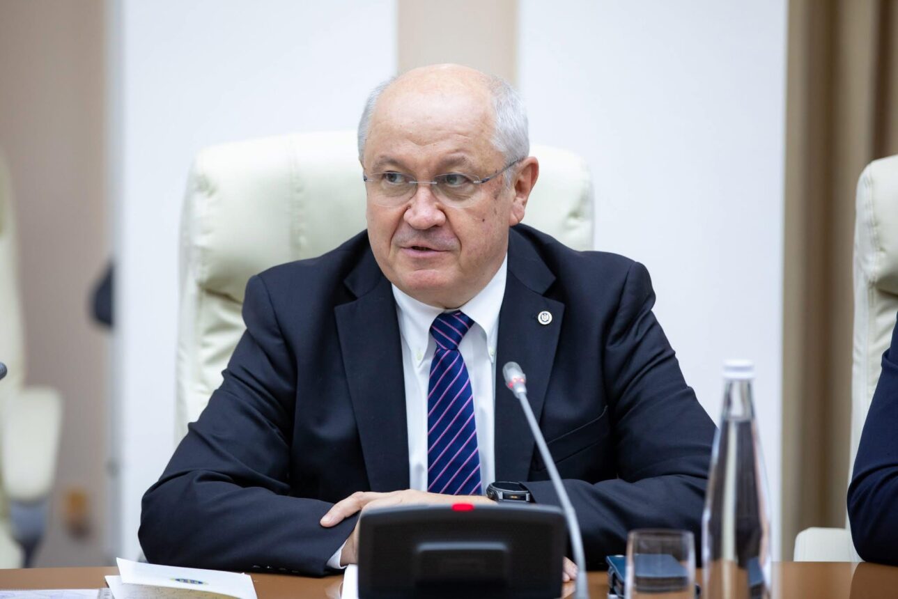 Guvernul Munteanu a picat: ce urmează. Ce atribuții mai poate exercita Executivul interimar