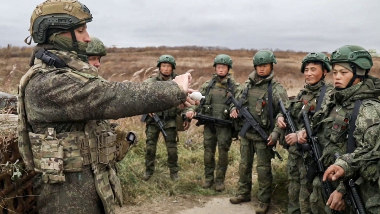 LIVE TEXT/ Zelenski: Aproximativ 10 mii de soldați nord-coreeni se află în prezent în Rusia. Este extrem de periculos faptul că aceștia acumulează cunoștințe despre războiul hibrid modern. Război în Ucraina, ziua 1458