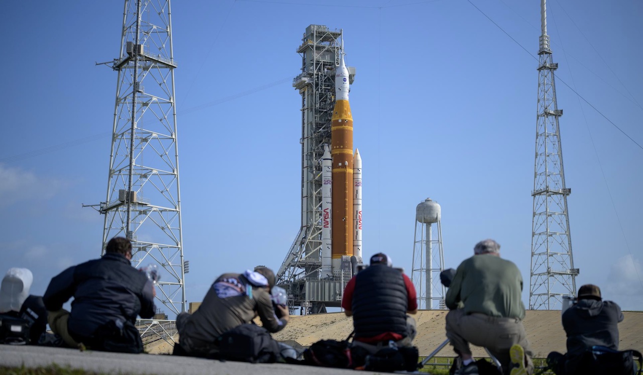 NASA pregătește zborul misiunii Artemis II spre Lună. „Prognoza pentru ziua lansării arată o probabilitate de 80% de condiții meteorologice favorabile”