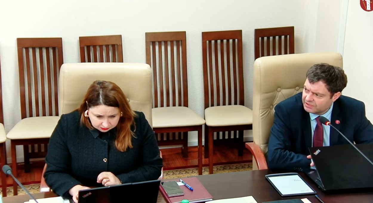 LIVE TEXT/ Ședința CSM: două rapoarte pozitive ale Comisiei Vetting și cererile mai multor candidați pentru a fi înaintați repetat pentru numirea în funcție, pe agendă
