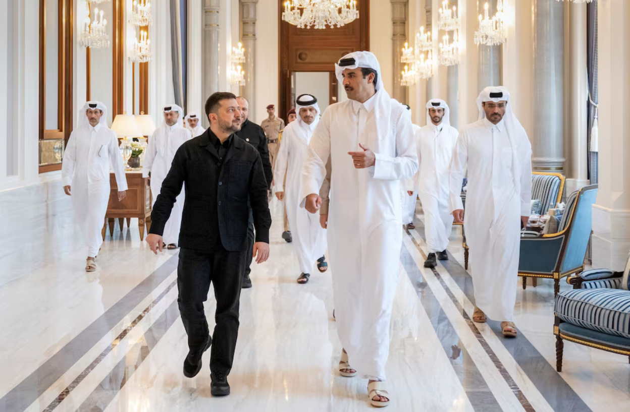 Qatar și Ucraina au semnat un acord de apărare, în cadrul vizitei lui Volodimir Zelenski în Golf