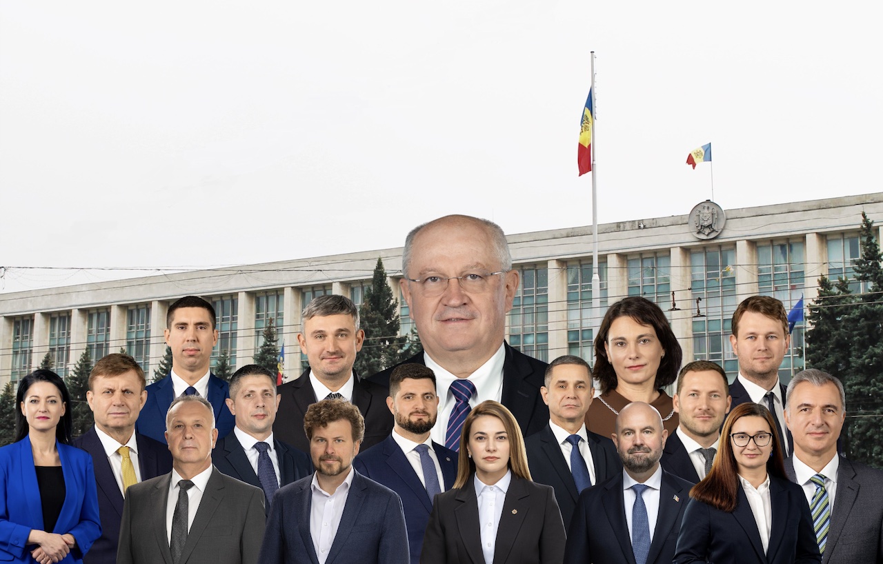 Averea miniștrilor din Guvernul Munteanu: salarii, dividende, imobile, mașini și conturi bancare