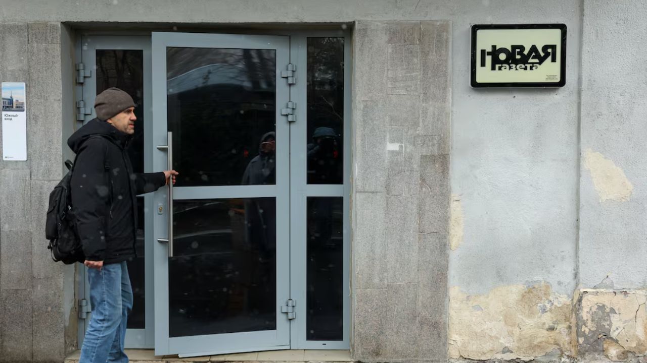 Jurnalist de investigații de la publicația independentă Novaya Gazeta, reținut la Moscova