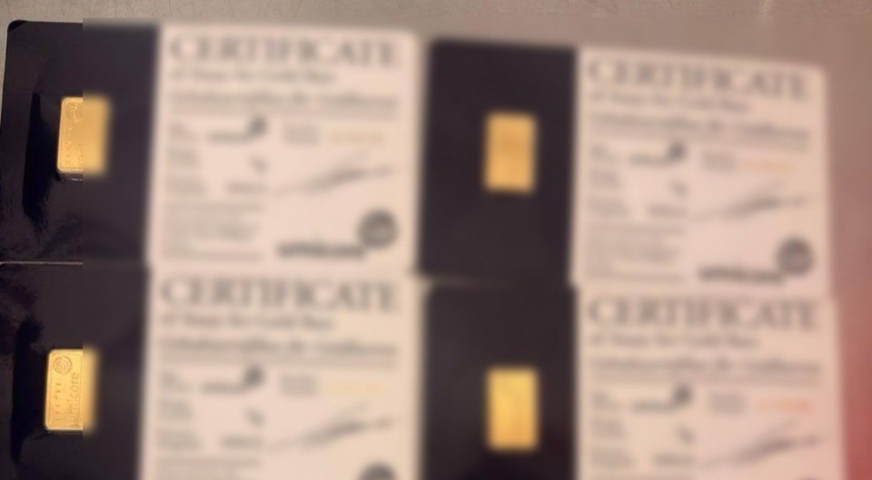 Tentativă de scoatere ilicită din țară a lingourilor de aur, depistată de Poliția de Frontieră la Aeroport