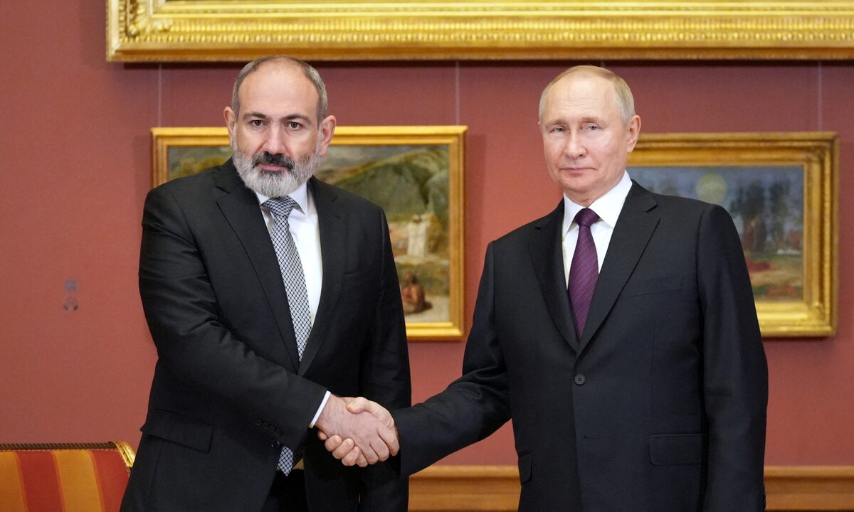 Rusia își recheamă ambasadorul din Armenia, înainte de alegerile parlamentare, din cauza legăturilor pe care le-ar avea cu UE