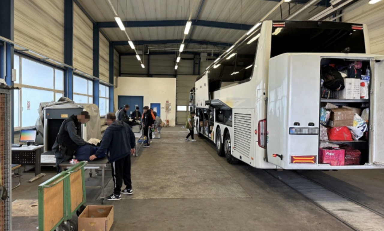 Asociația Patronală a Industriei Turismului a solicitat „măsuri urgente” pentru fluidizarea traversării frontierei moldo-române de către autocarele turistice și grupurile organizate de pasageri