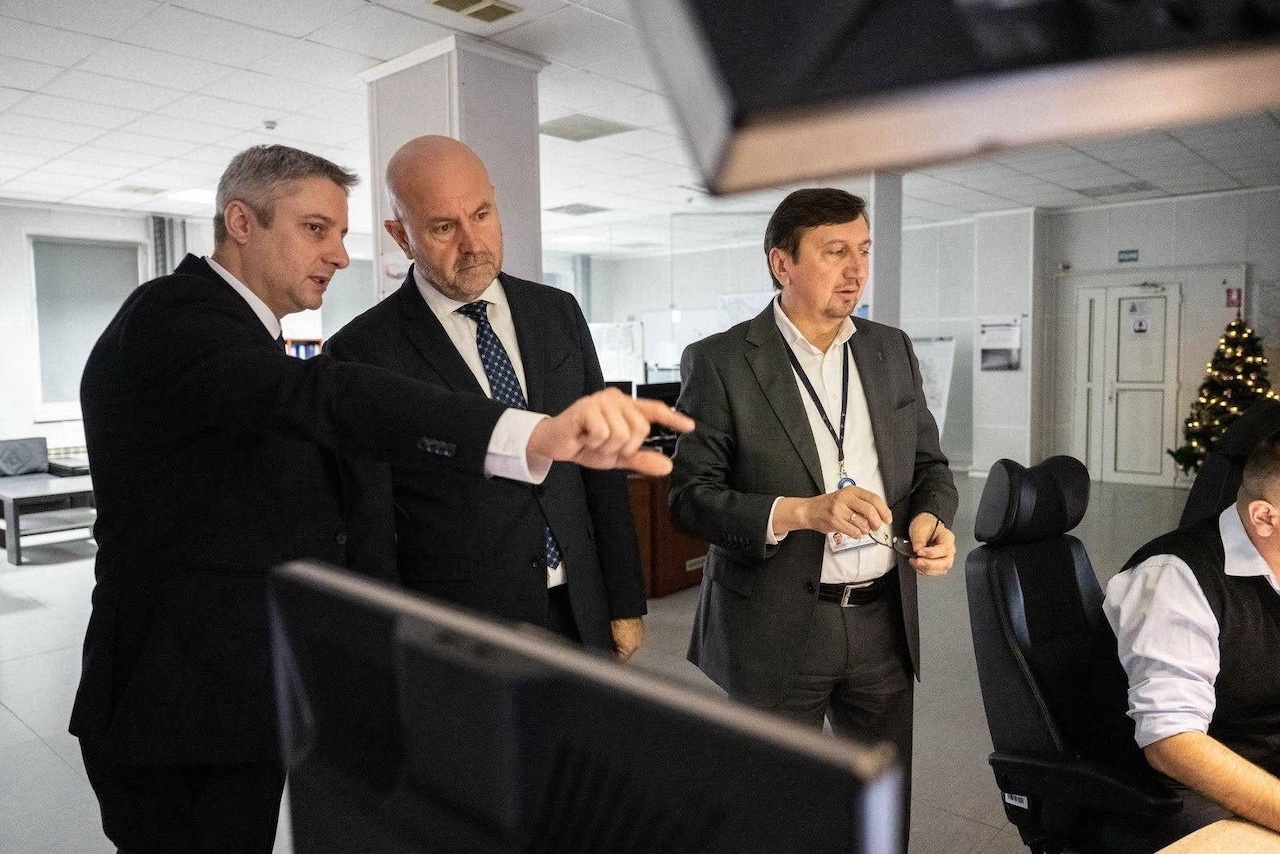 „Când ocupi o funcție publică, reprezinți mai mult decât o instituție, reprezinți statul”, a reacționat Vladimir Bolea, după ce Dumitru Vangheli a fost suspendat din funcția de director al Moldatsa