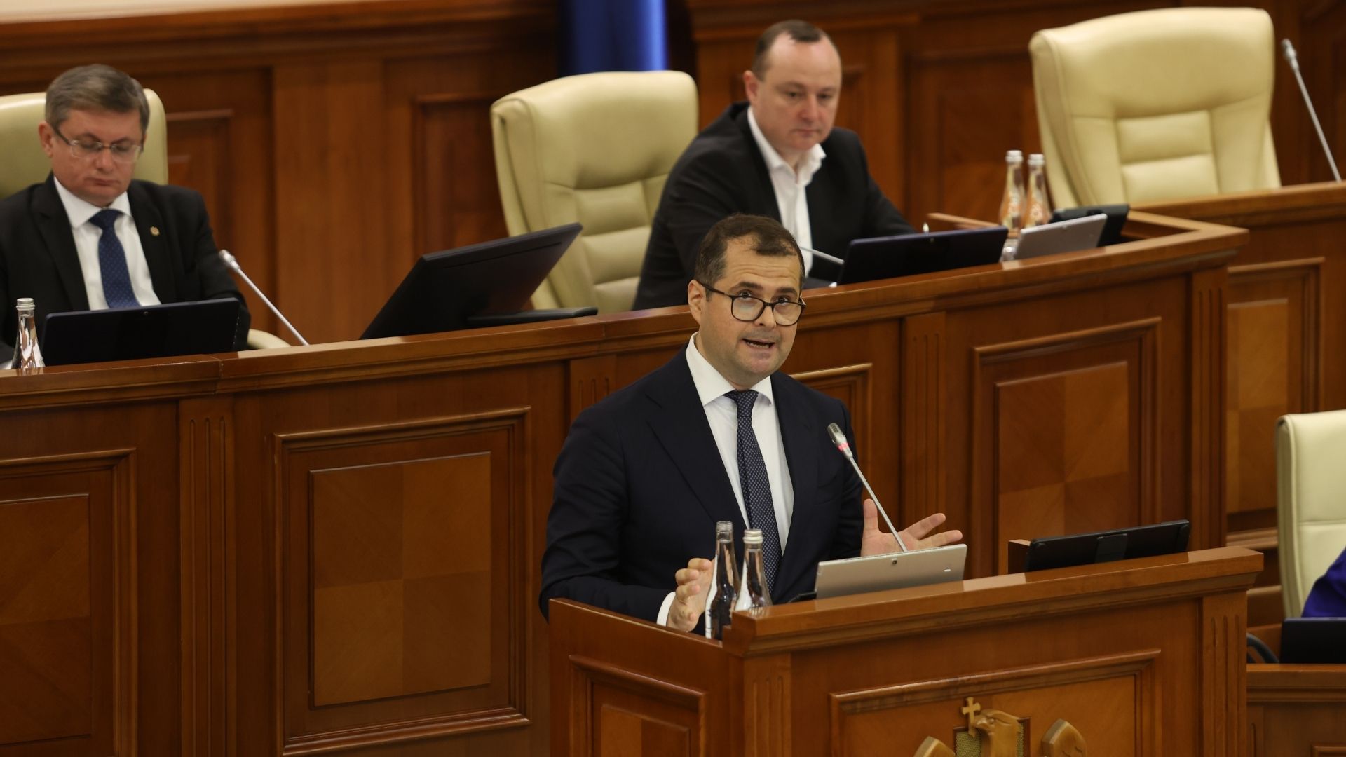 VIDEO/ Câte cetățenii are premierul Vasile Tofan și unde ar vrea să facă primele vizite oficiale externe