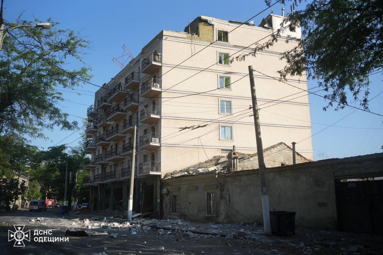 LIVE TEXT/ Trei persoane au murit și cel puțin trei au fost rănite în urma unui atac cu rachete asupra orașului Odesa. Război în Ucraina, ziua 1603