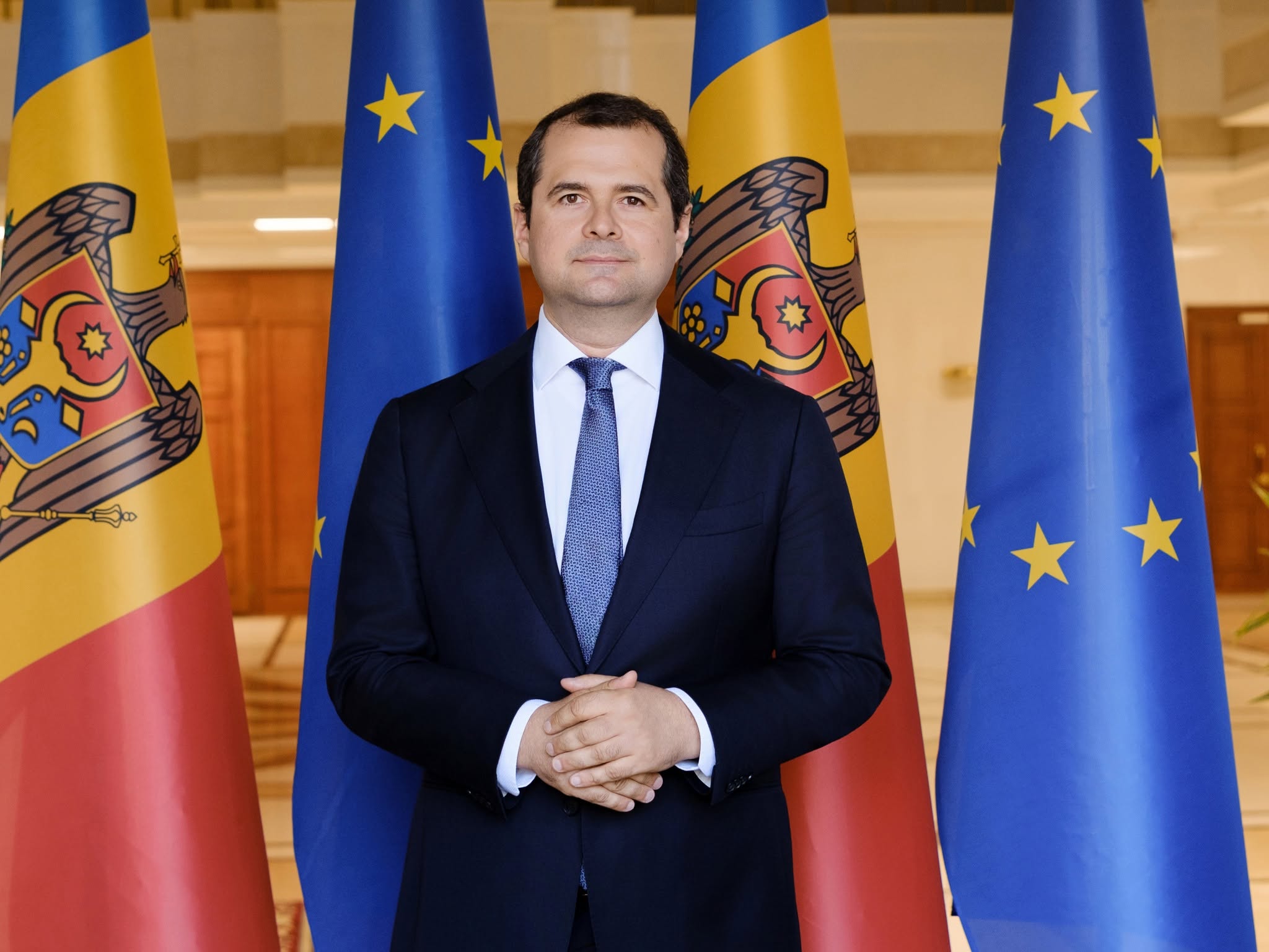Prim-ministrul, despre salariile mari ale unor funcționari publici: „Nu suntem un stat bogat și nu avem un exces de resurse care să ne permită să tolerăm abuzuri în acest domeniu”