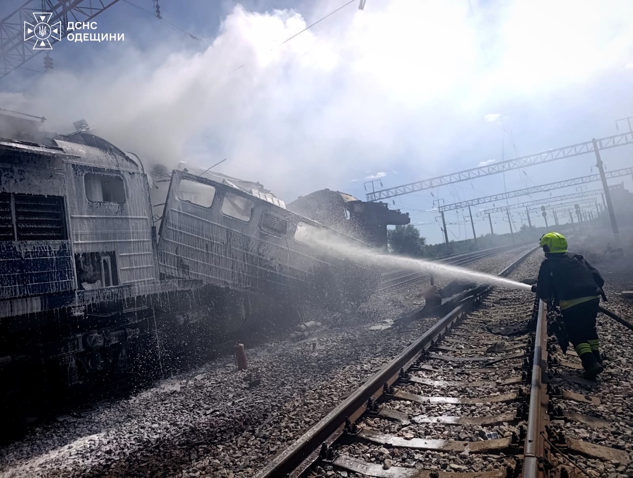 LIVE TEXT/ Un alt tren de pasageri a fost atacat de drone în Odesa. Peste 500 de persoane au fost evacuate. Război în Ucraina, ziua 1632