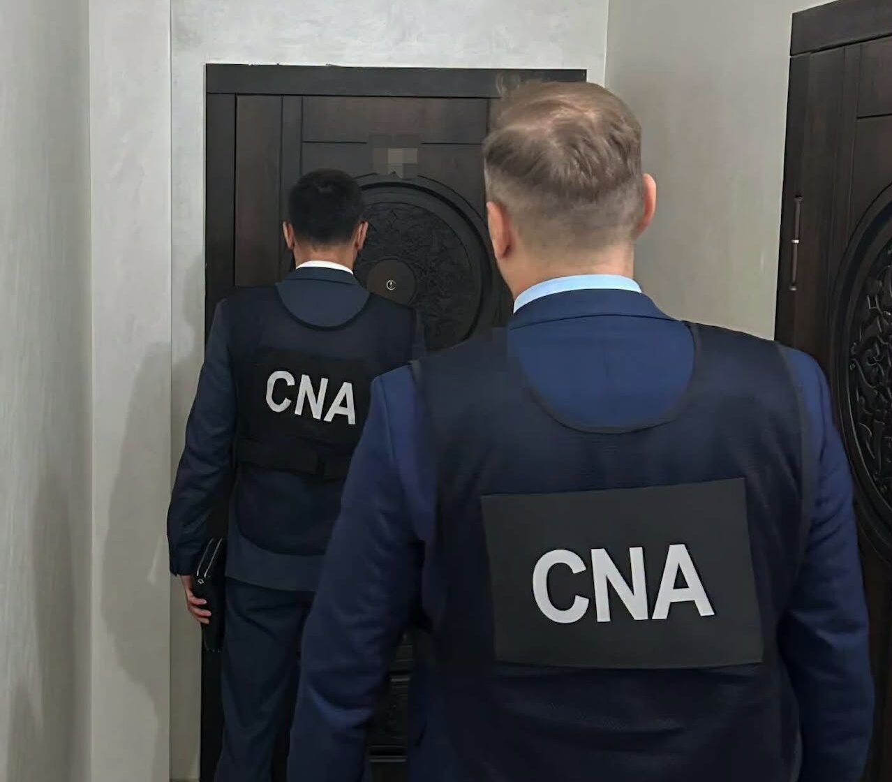 Reacția AIPA după ce un șef de direcție a fost reținut într-un dosar de trafic de influență. Instituția condamnă „orice tentativă de corupție și este dispusă să colaboreze cu instituțiile de resort”