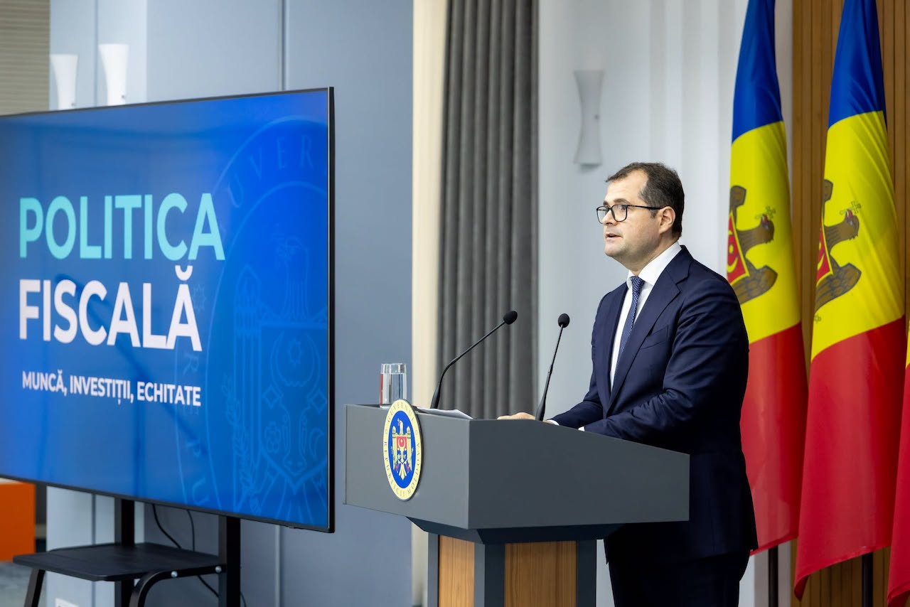 Aproximație cu trei miliarde de lei în minus? Tofan, surprins că „moldovenii cheltuie anual 10 miliarde de lei pe jocuri de noroc” – „o sumă foarte mare”. Cât a încasat, de fapt, Loteria Națională a Moldovei în 2025 și ce taxă propune Guvernul